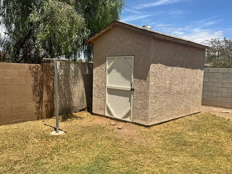1770 W 25th Ln — Photo 16