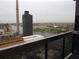 Rented by R New York