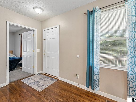3rd image of 6244 N 36th St