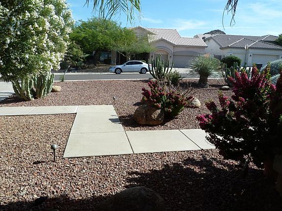3rd image of 2710 E Vista Dr