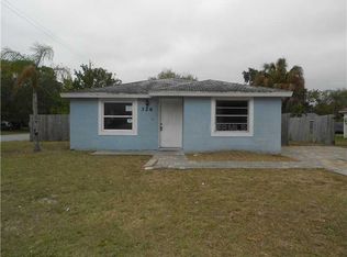 326 Bailey Ln, Sarasota, FL 34237