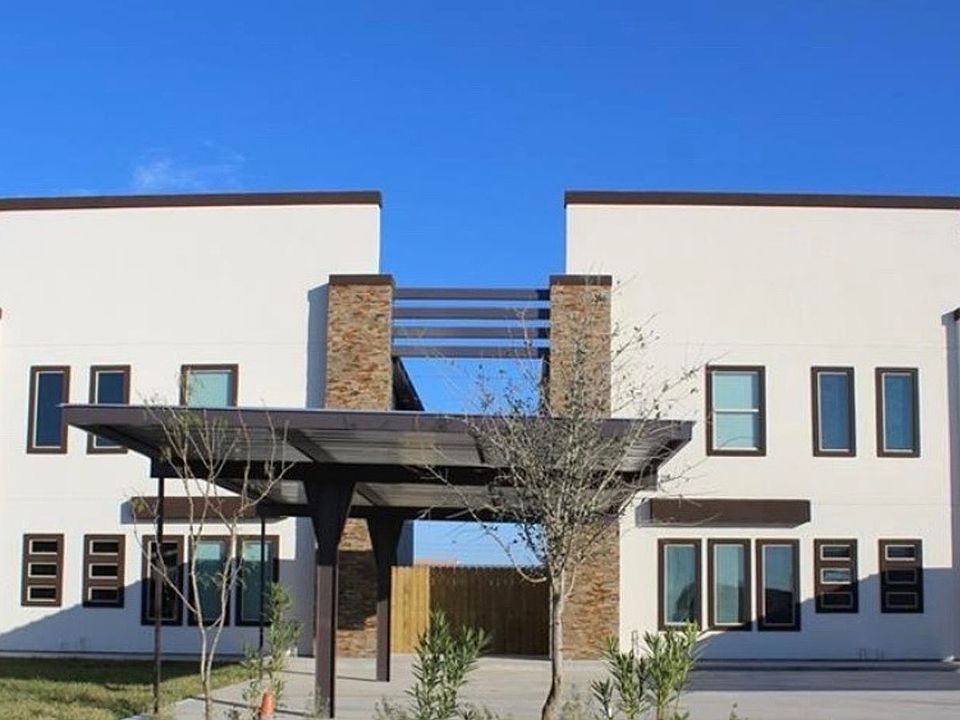 1st image of 1231 Whiteoak Dr #2
