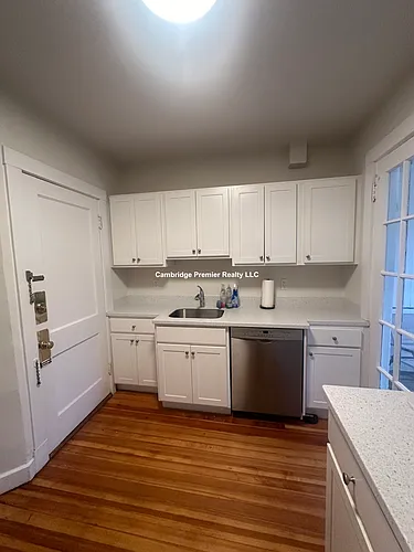 33 Concord Ave #4 Photo 1