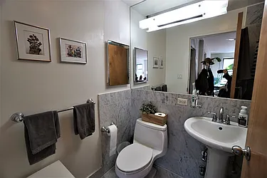 Rented by Best Apartments North Inc