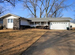 2515 Wedgwood Dr W, Florissant, MO