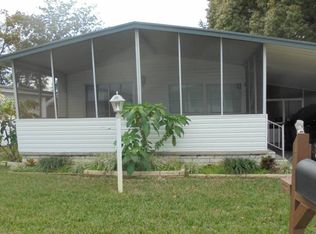 2211 Ridgecrest Dr, Valrico, FL 33594