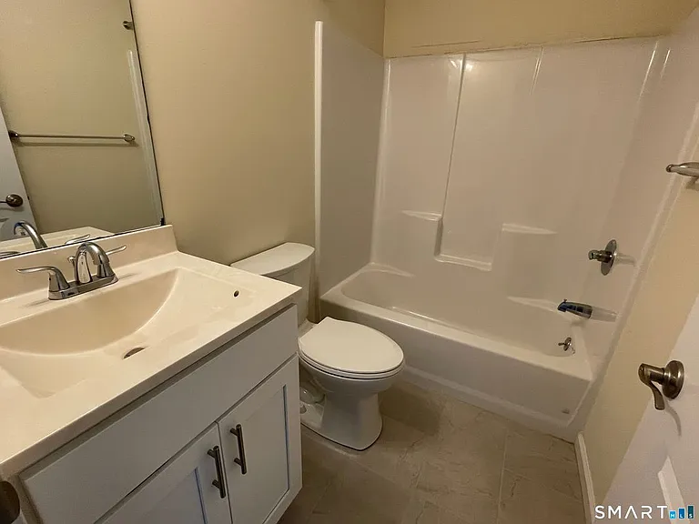 28 Woodside Dr — Photo 14