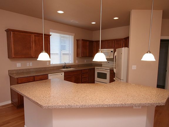 3rd image of 8266 Vashon Dr