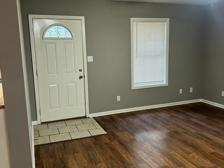 108 Johnson Ave — Photo 7