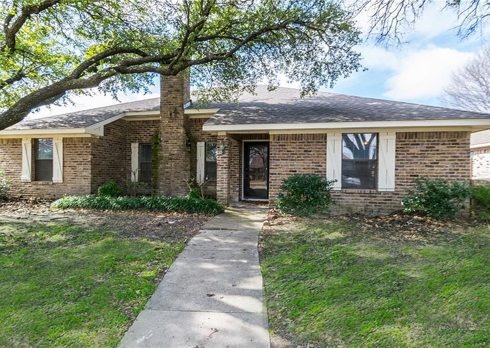 1st image of 4009 Cedar Creek Dr
