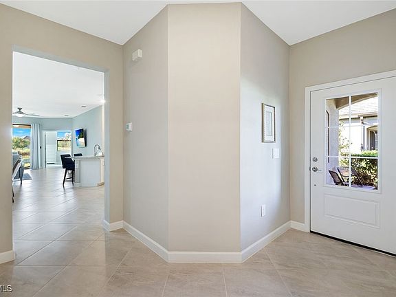 3rd image of 14021 Pine Lodge Ln