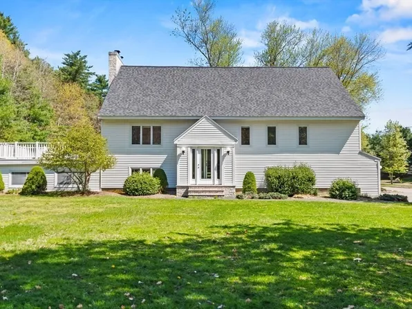 114 Plain St, Bridgewater, MA 02324
