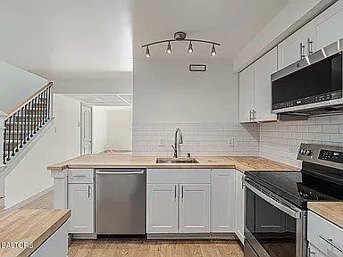 3636 Taliluna Ave #308 — Photo 6