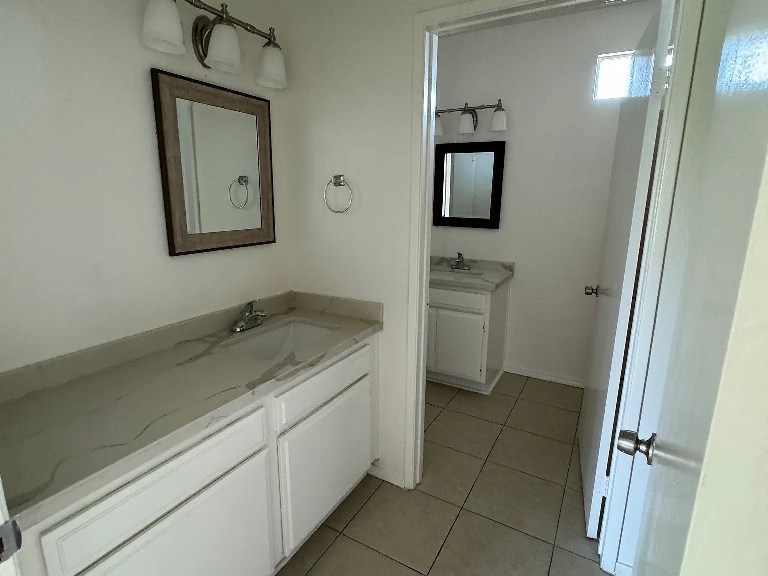 11335 Tiara St — Photo 3