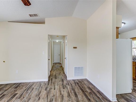 5th image of 1408 S Dora Blvd