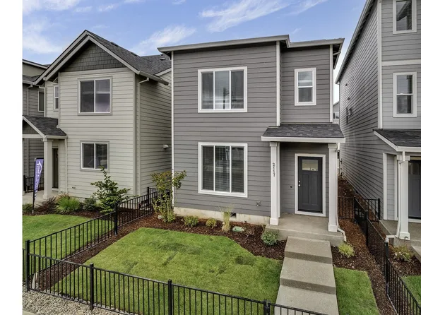 2117 36th Ave, Forest Grove, OR 97116