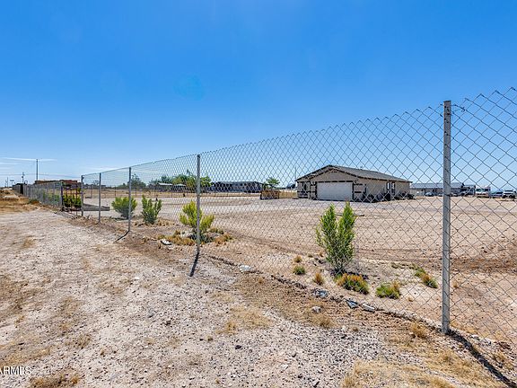 5th image of 37719 W VAN BUREN Street