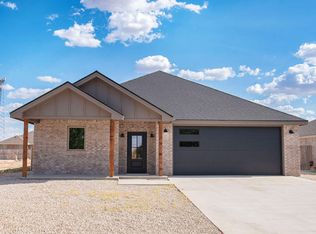 309 W 6th St, Denver City, TX 79323
