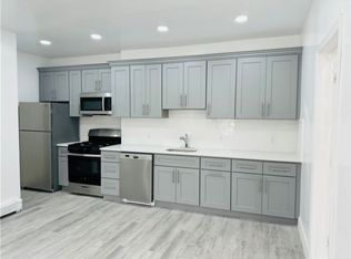 1716 154th St, Whitestone, NY 11357