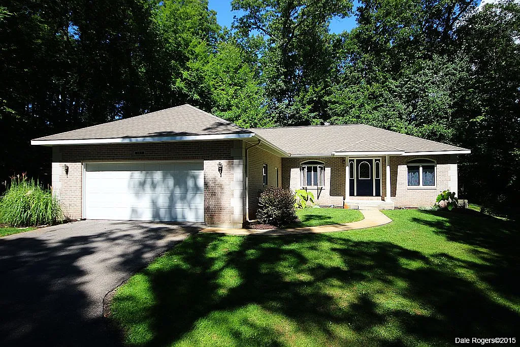 183 Lincoln Lake Ave NE photo 1