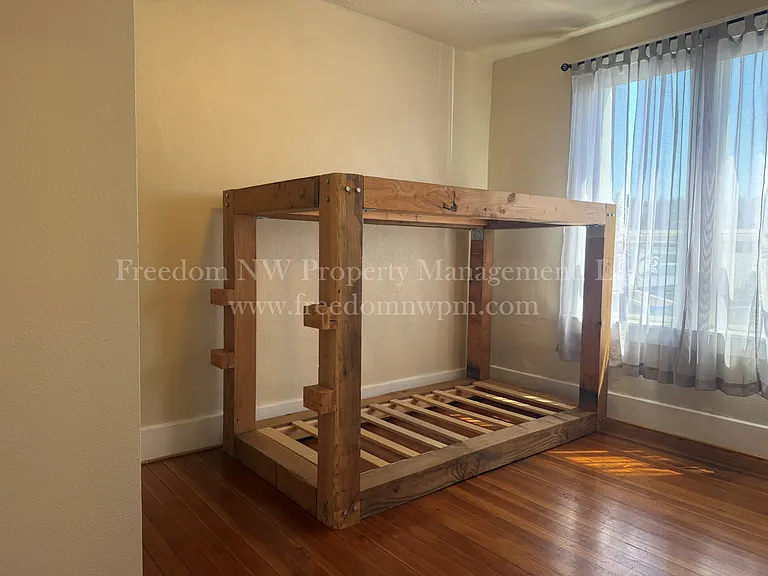 223 S Tower Ave #A — Photo 4