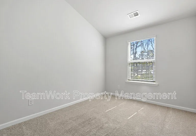 163 Rosefield Ct — Photo 22