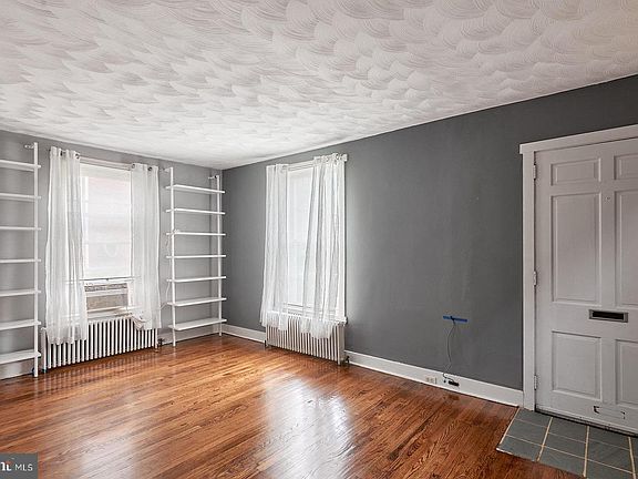 5th image of 1401 Perry St
