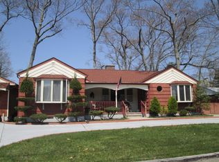 117 W Wyoming Ave, Absecon, NJ 08201
