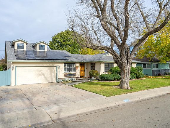 2nd image of 1955 W Portola Ave
