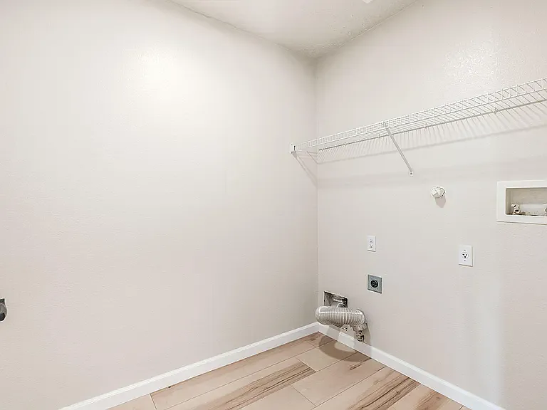 10640 Rigoletto Dr NW — Photo 20