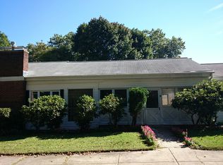 1 Wedgewood Rd, Roslindale, MA 02131