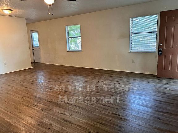 3rd image of 2257 19th St