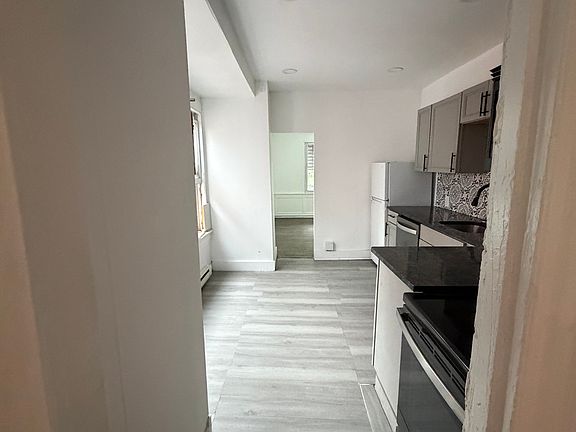 4th image of 1142 Franklin St #2