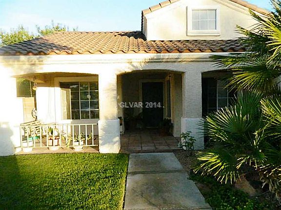 2nd image of 4608 Crimson Leaf Dr