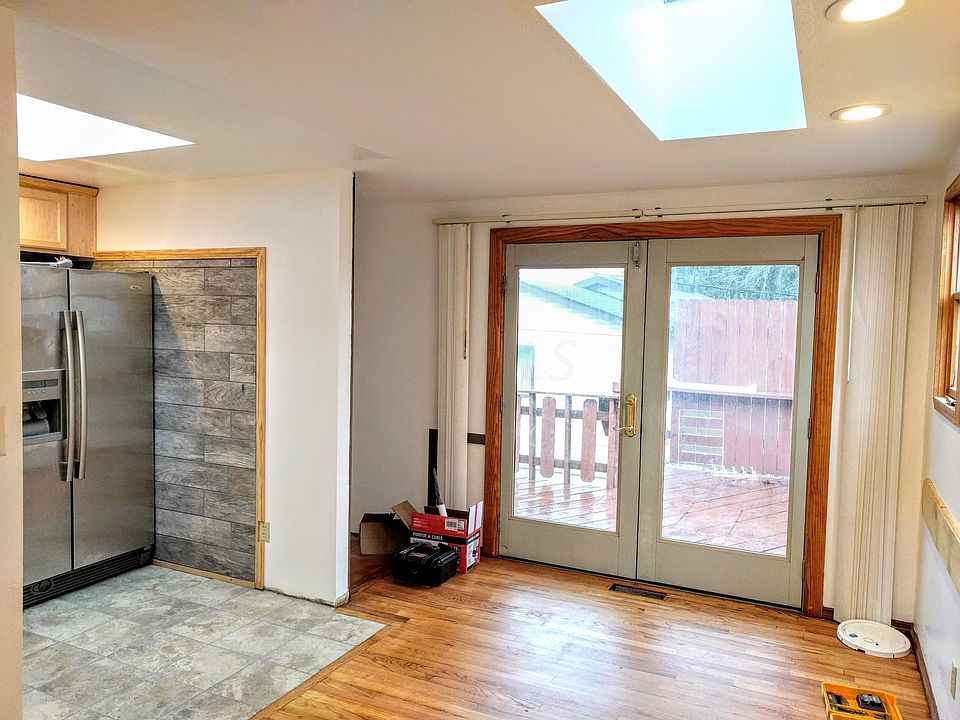 2nd image of 6360 Sunderland Dr