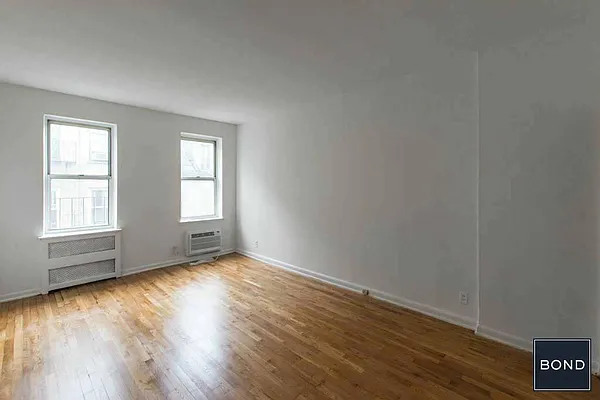 Rented by Bond New York | media 7