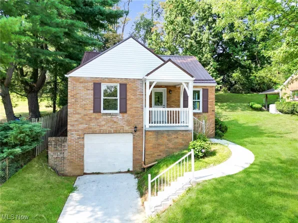 135 Keagler Dr, Steubenville, OH 43953