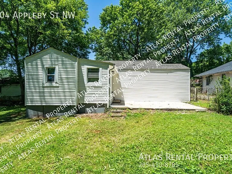 804 Appleby St NW — Photo 6