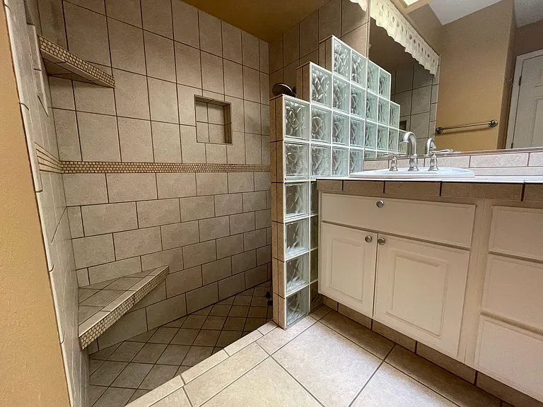 375 London Bridge Rd #39 — Photo 50