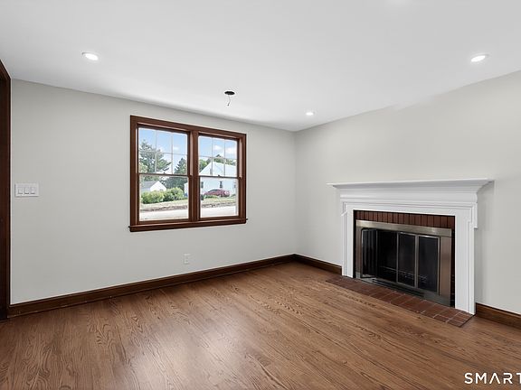 5th image of 30 Jarvis Road