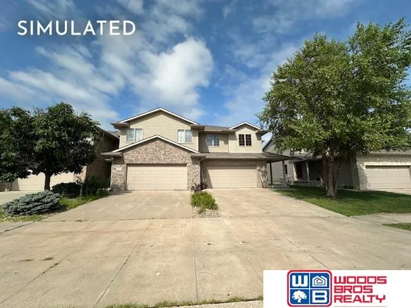 6165 Laroche Rd, Lincoln, NE 68526