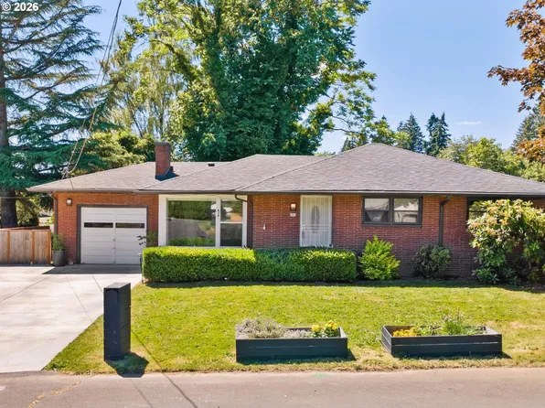 363 9th St, Washougal, WA 98671