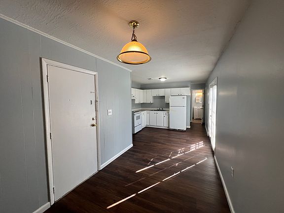4th image of 710 Northhill Dr