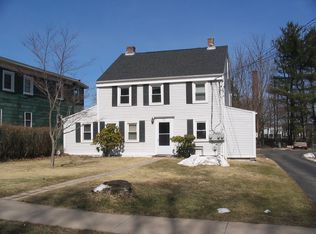 84 Mill St, Middletown, CT 06457