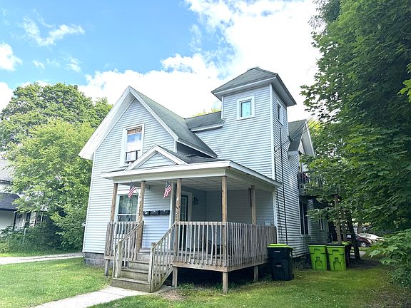 2nd image of 209 E Washington St