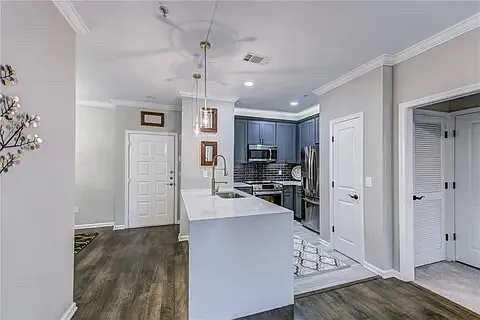 821 Ralph McGill Blvd NE #3415