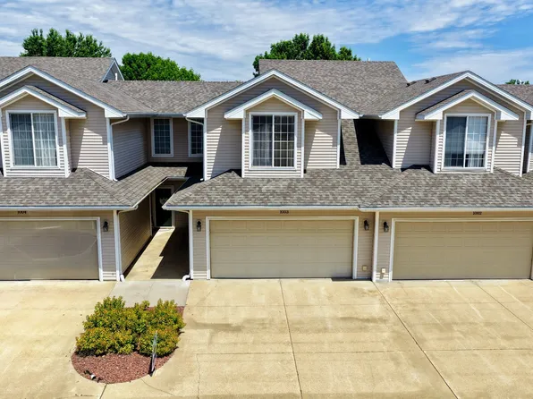 900 67th St Unit 1003, West Des Moines, IA 50266