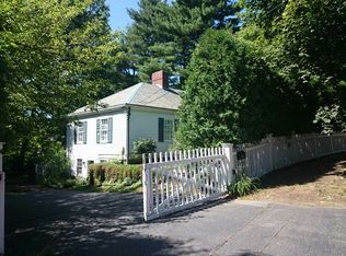 18 Hayden Rd, Brookline, MA 02445