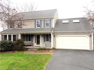 10 Fox Ct, South Kingstown, RI 02879