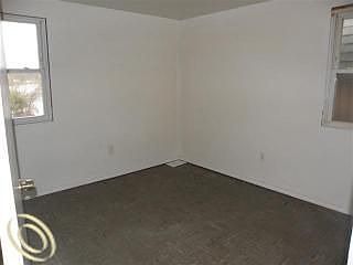 3rd image of 9515 Bonnie Briar Dr